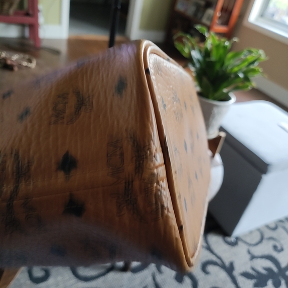 MCM Visetos Tan and Blue Women's Shopper. - Picture 8 of 12